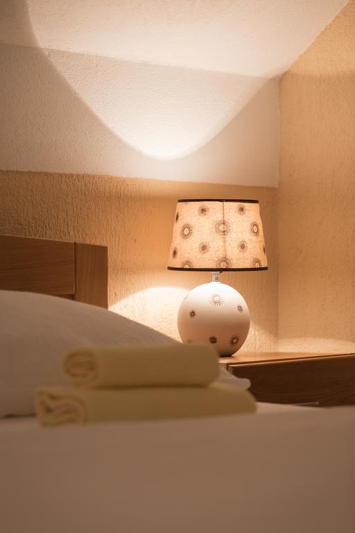 Apartmant & Room Bruna Dreznik Grad ภายนอก รูปภาพ